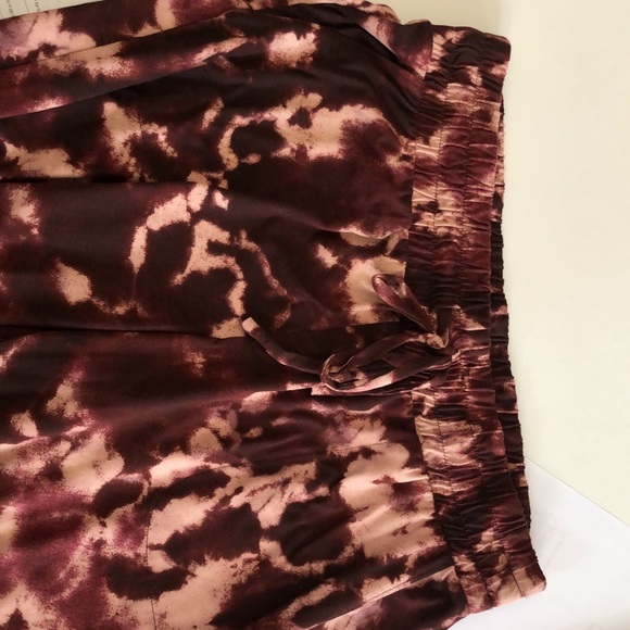 AnyBody Set of 2 Joggers in Medium Petite One in Taupe and One in Maroon Tie Dye - Picture 8 of 10